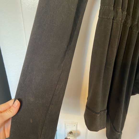 New Balance Yoga Cardigan Bleach Wash Size Large - Picture 4 of 8